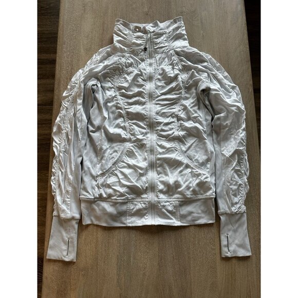 Lululemon Y2K Ruched Define Style Jacket in White Size 4 - Picture 1 of 8
